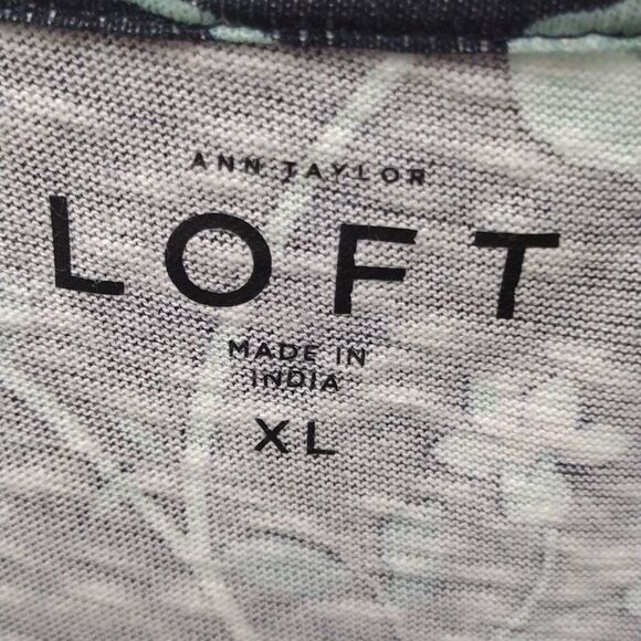 Loft top  - Picture 2 of 3